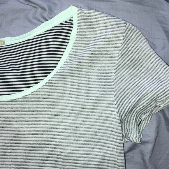 Charlotte RUSSE TOP - Picture 4 of 8